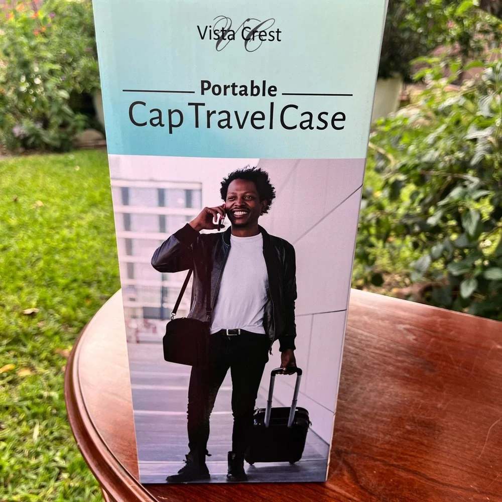 Portable Cap Travel Case - Black (Holds Up to 6 Caps)